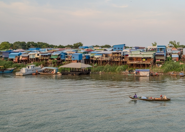 Areyksat Floating Village 🇰🇭